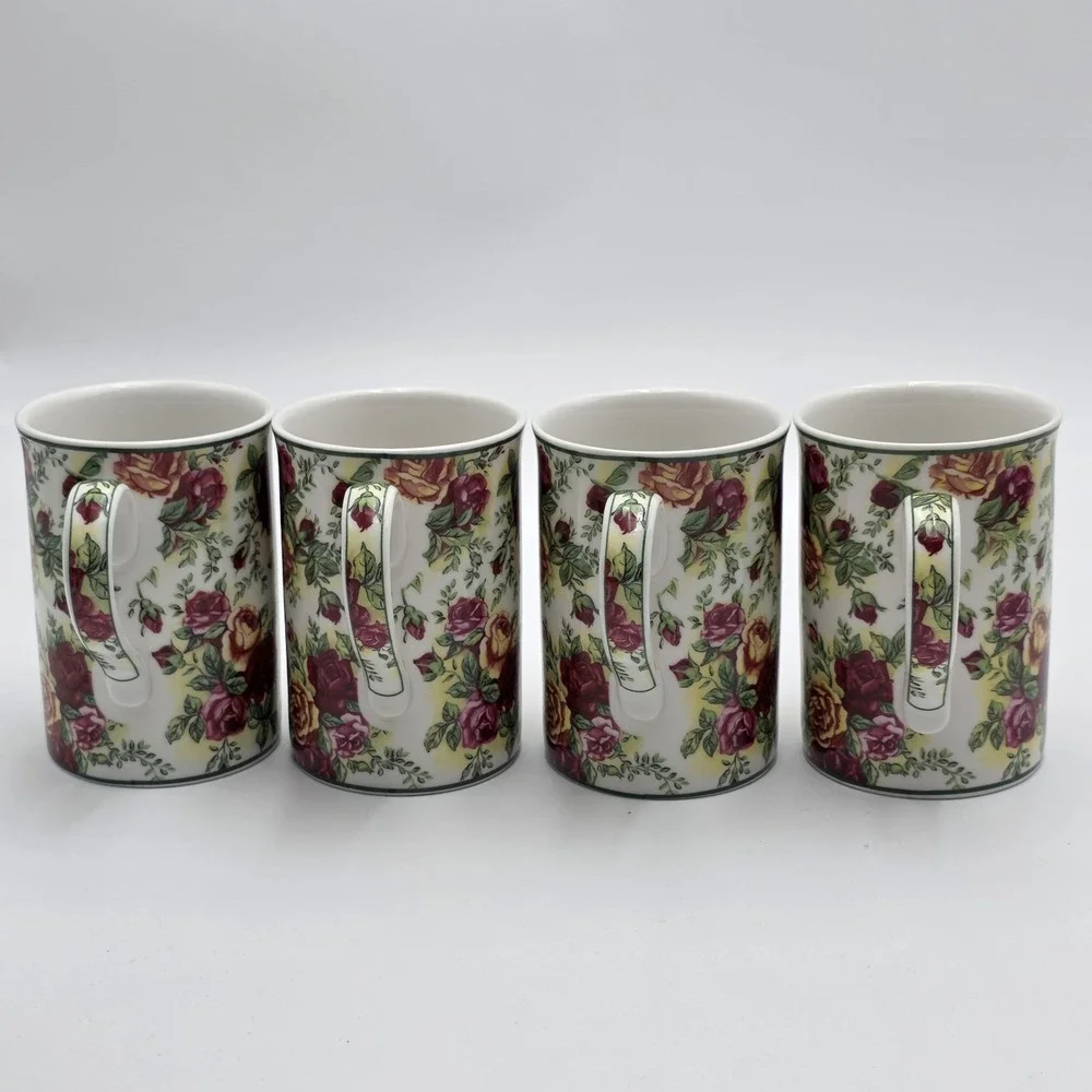 Royal‎ Albert Old Country Roses Fine China Afternoon Tea II Lot of 4